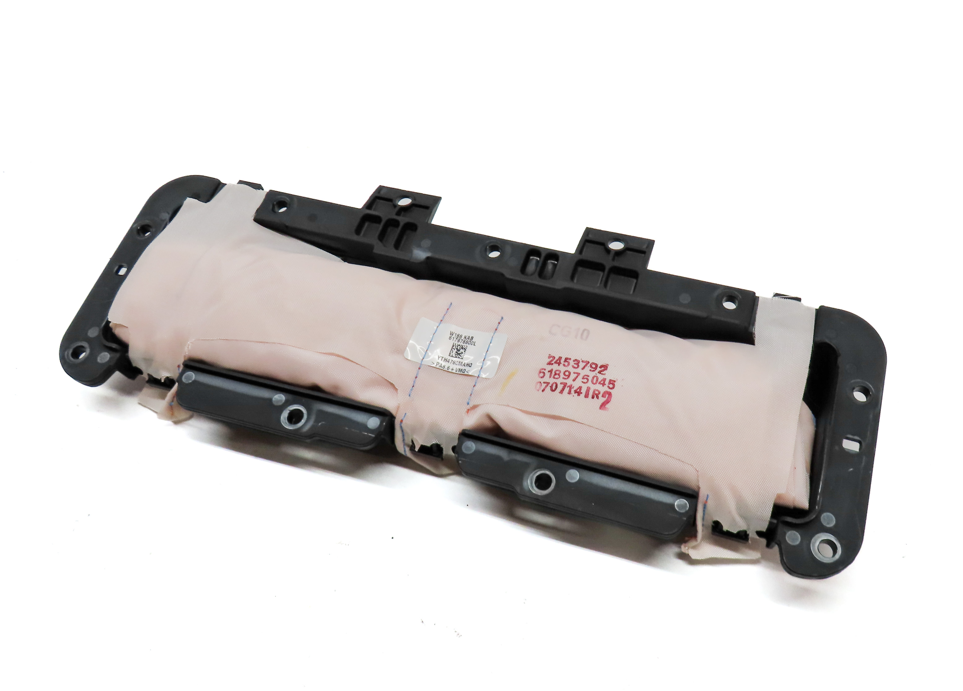 12-19 MERCEDES GL350 GL450 GL550 ML350 ML550 GLE (W166 X166) DRIVER KNEE AIRBAG — exact item pictured